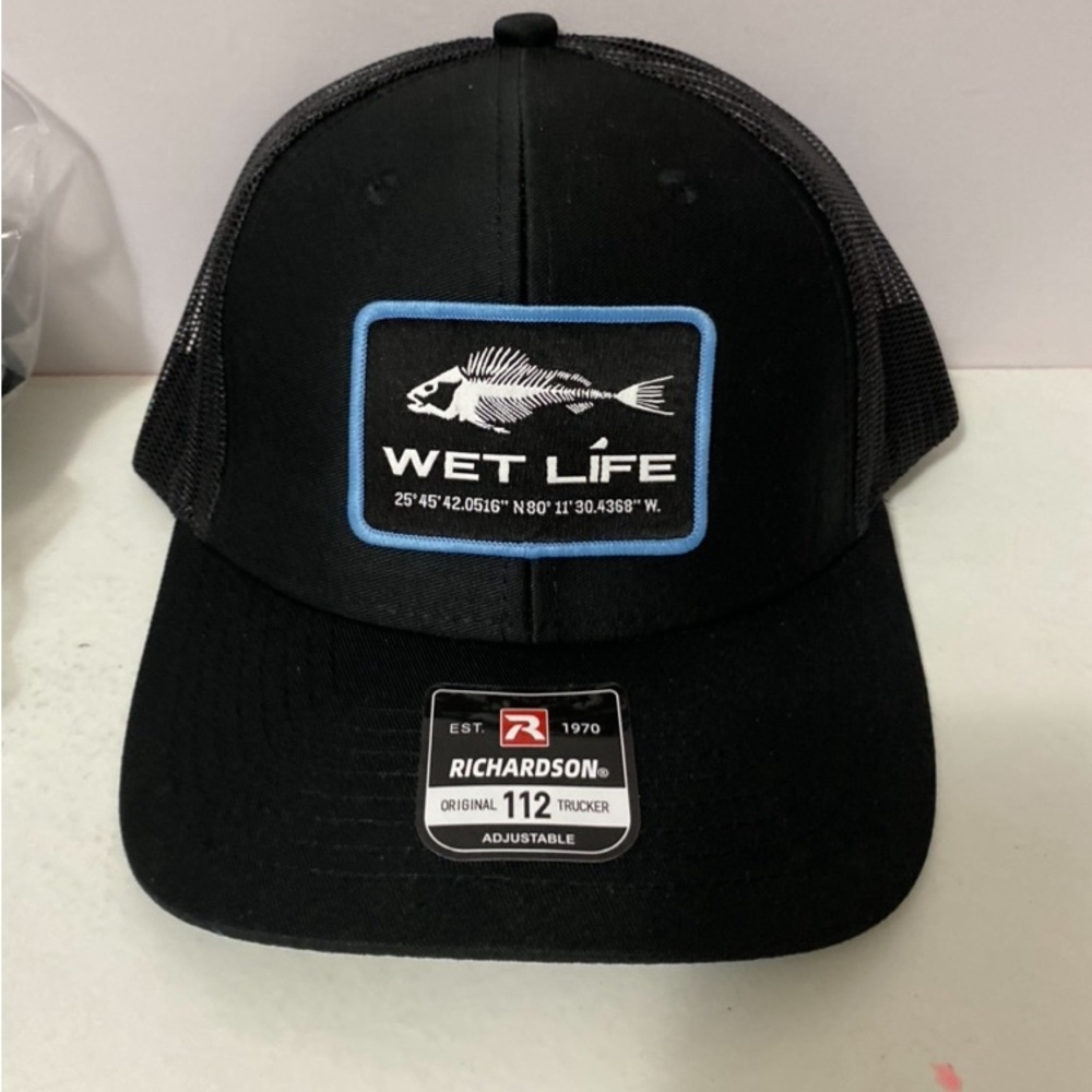 Wet life hat